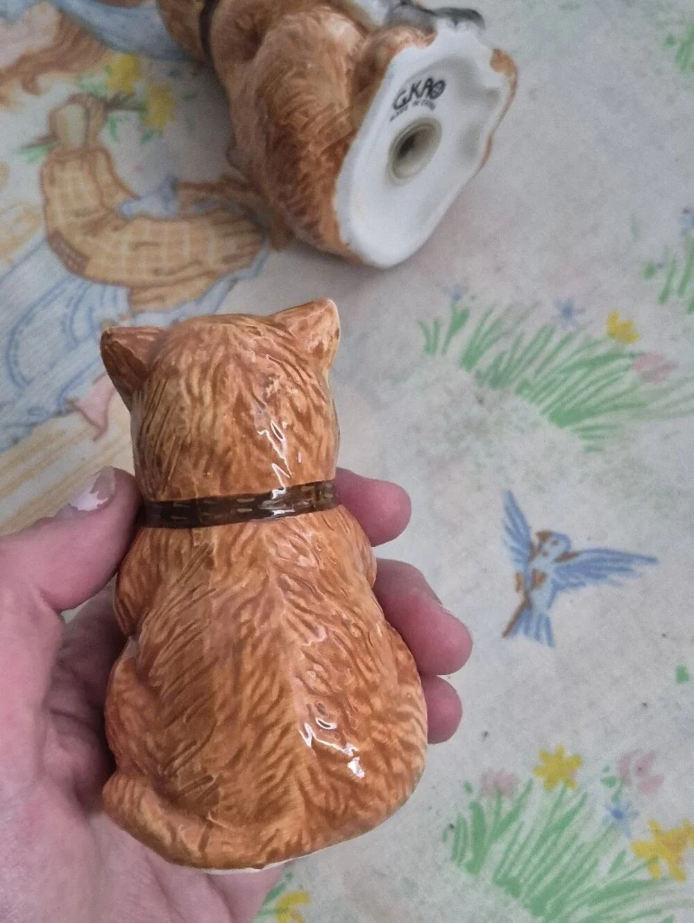 🌙​VTG GKRO Orange Ginger Cat holding Fish Ceramic Salt & Pepper Shaker Set